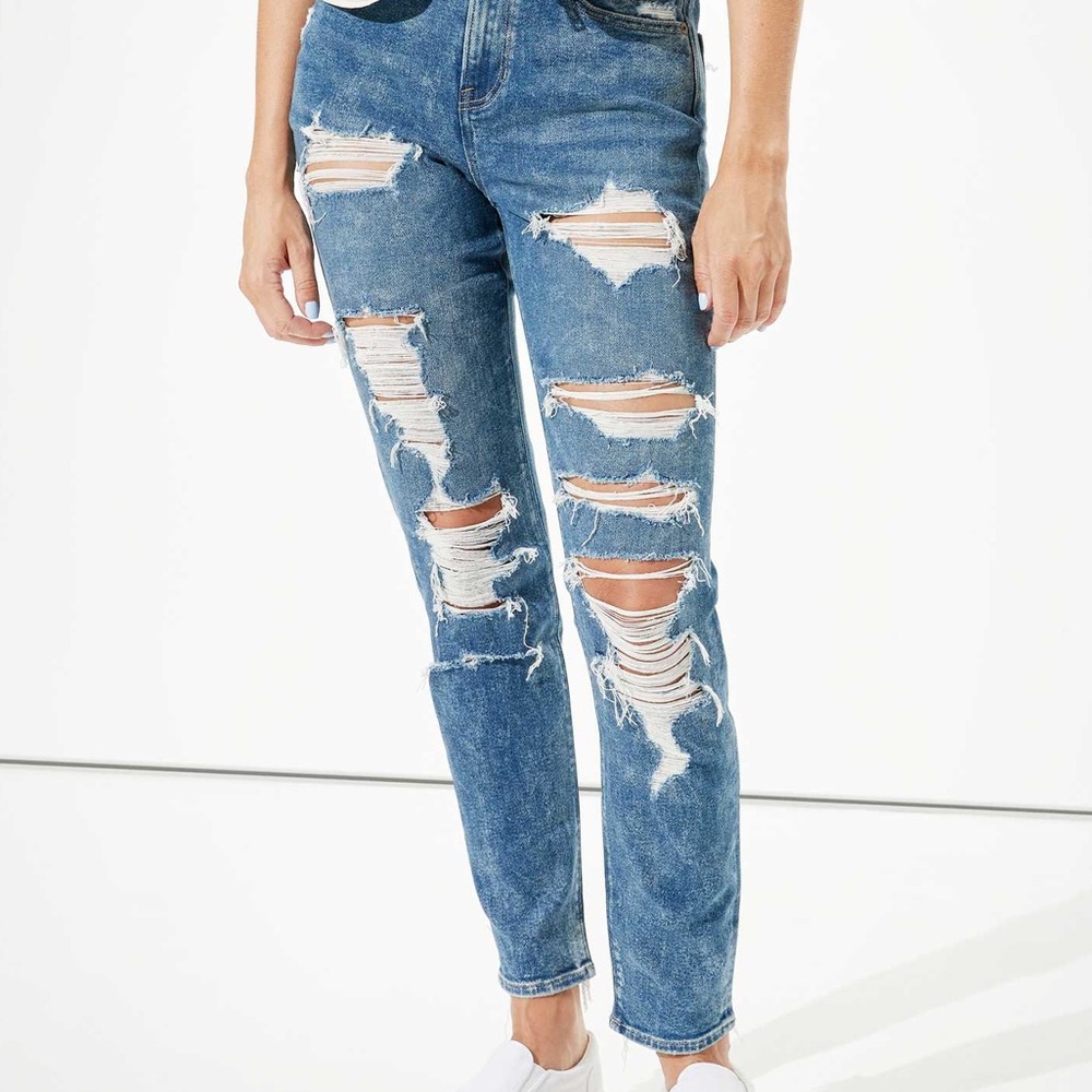 ae stretch ripped mom jean